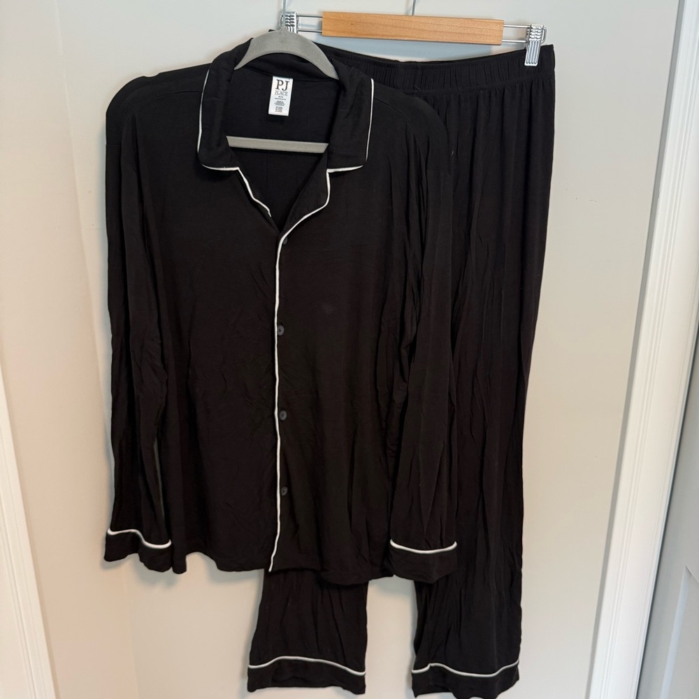 Men’s PJ Place Black Pajama Set with White Trim